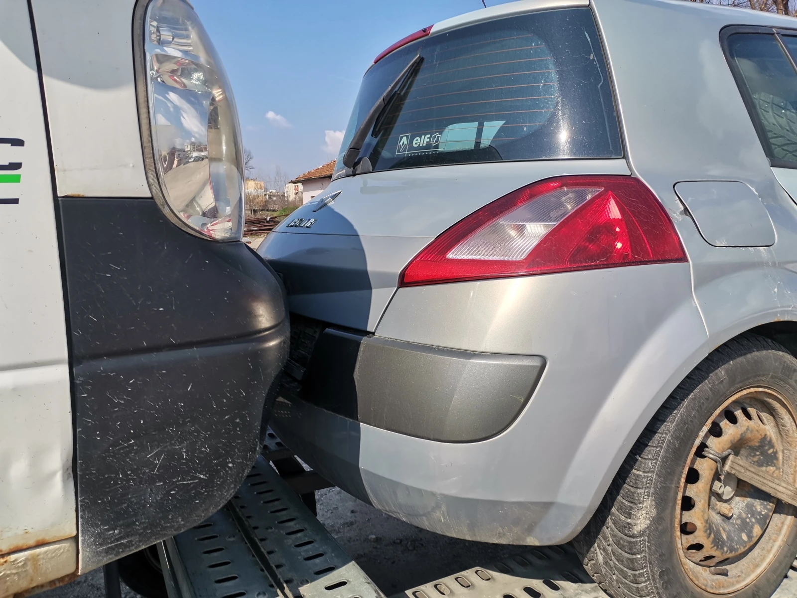 Renault Megane 1.6 i, снимка 3 - Автомобили и джипове - 53756971