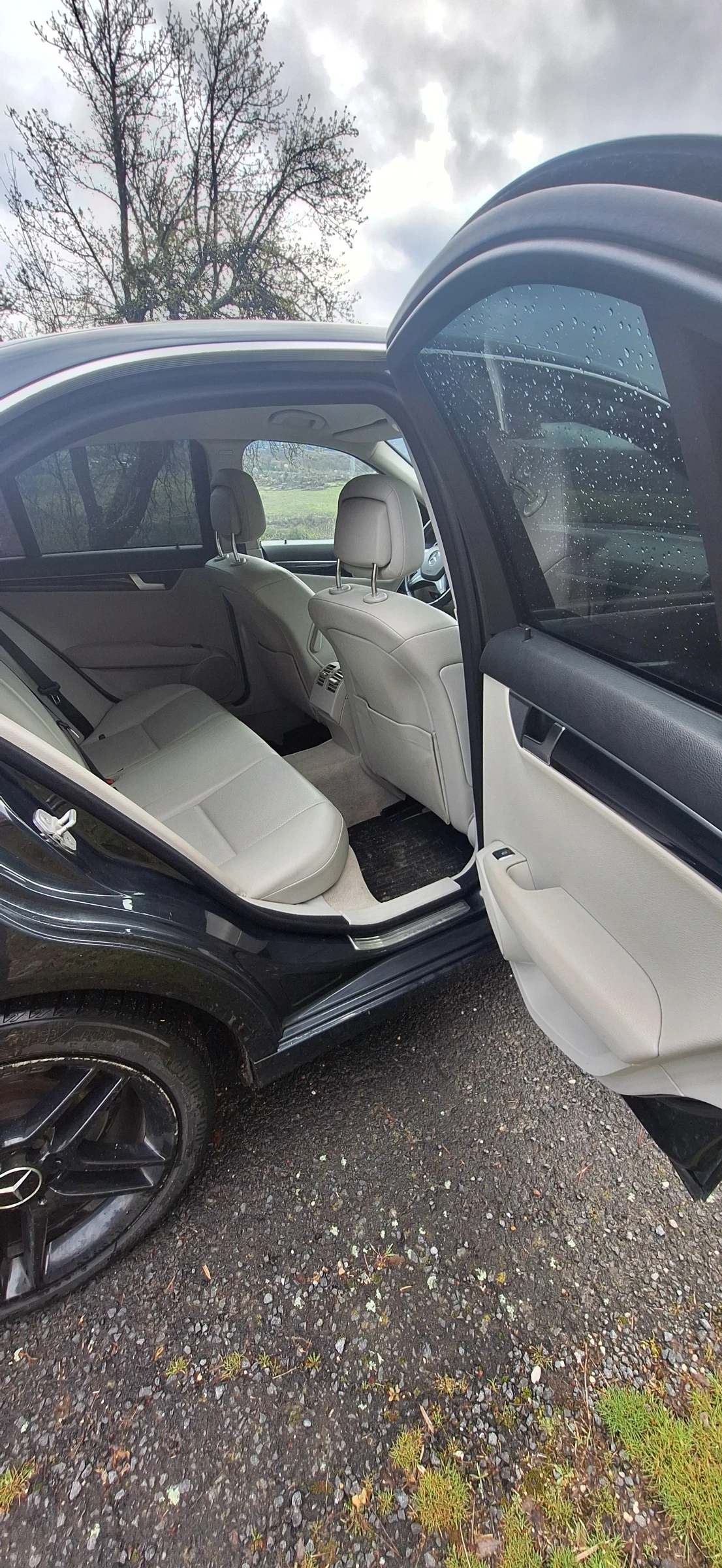 Mercedes-Benz C 220 2.2 cdi face lift, снимка 7 - Автомобили и джипове - 54076702