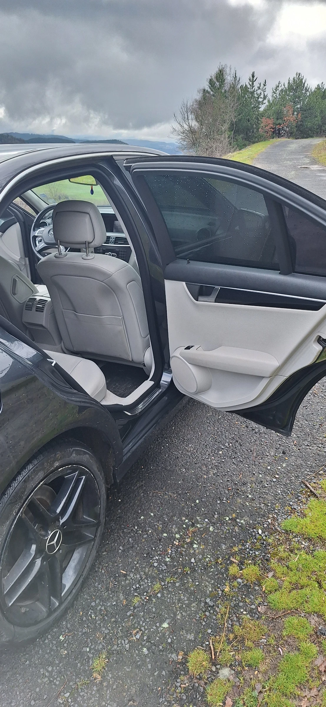 Mercedes-Benz C 220 2.2 cdi face lift, снимка 11 - Автомобили и джипове - 54076702