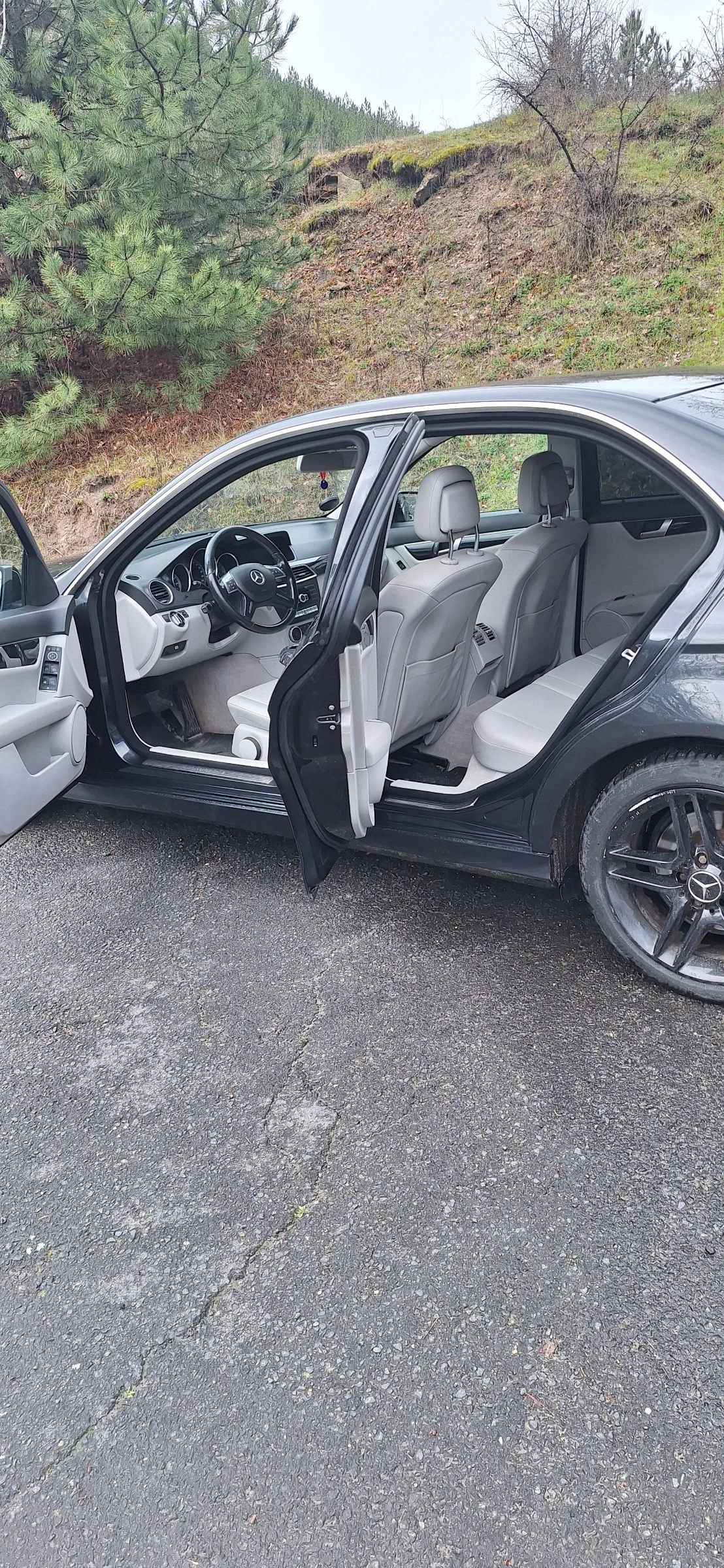 Mercedes-Benz C 220 2.2 cdi face lift, снимка 10 - Автомобили и джипове - 54076702