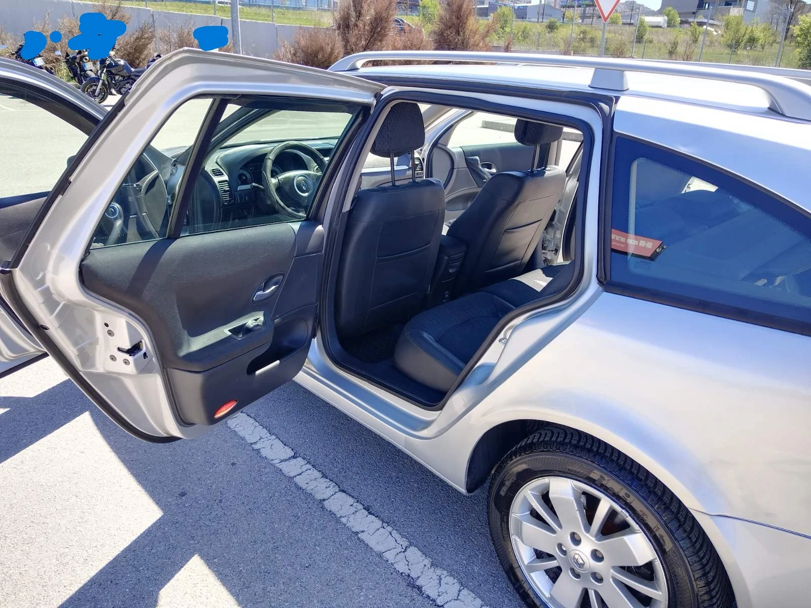 Renault Laguna, снимка 12 - Автомобили и джипове - 54346208