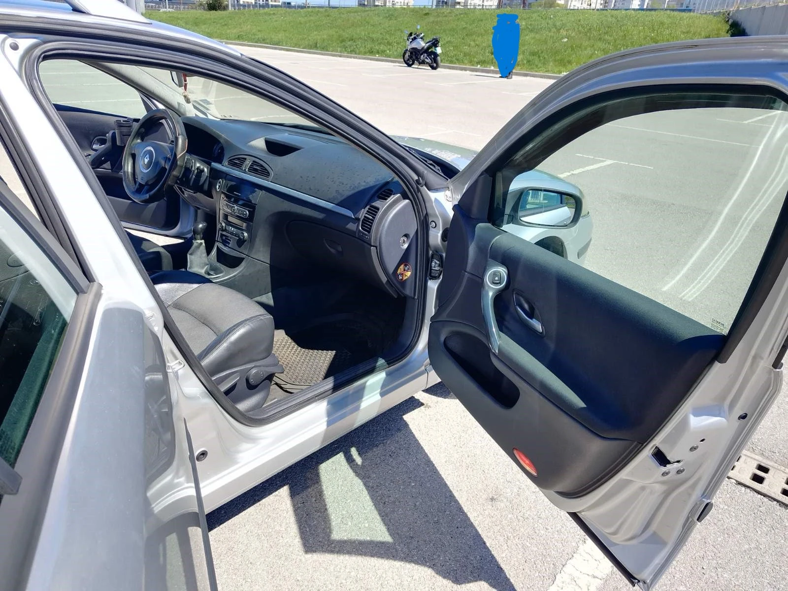 Renault Laguna, снимка 14 - Автомобили и джипове - 54346208