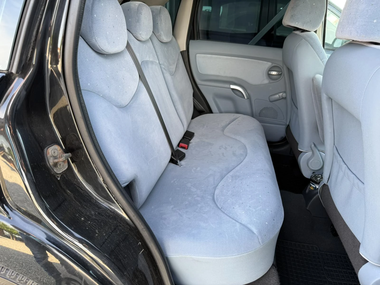 Citroen C3 1.4HDI 68кс, снимка 13 - Автомобили и джипове - 54421540