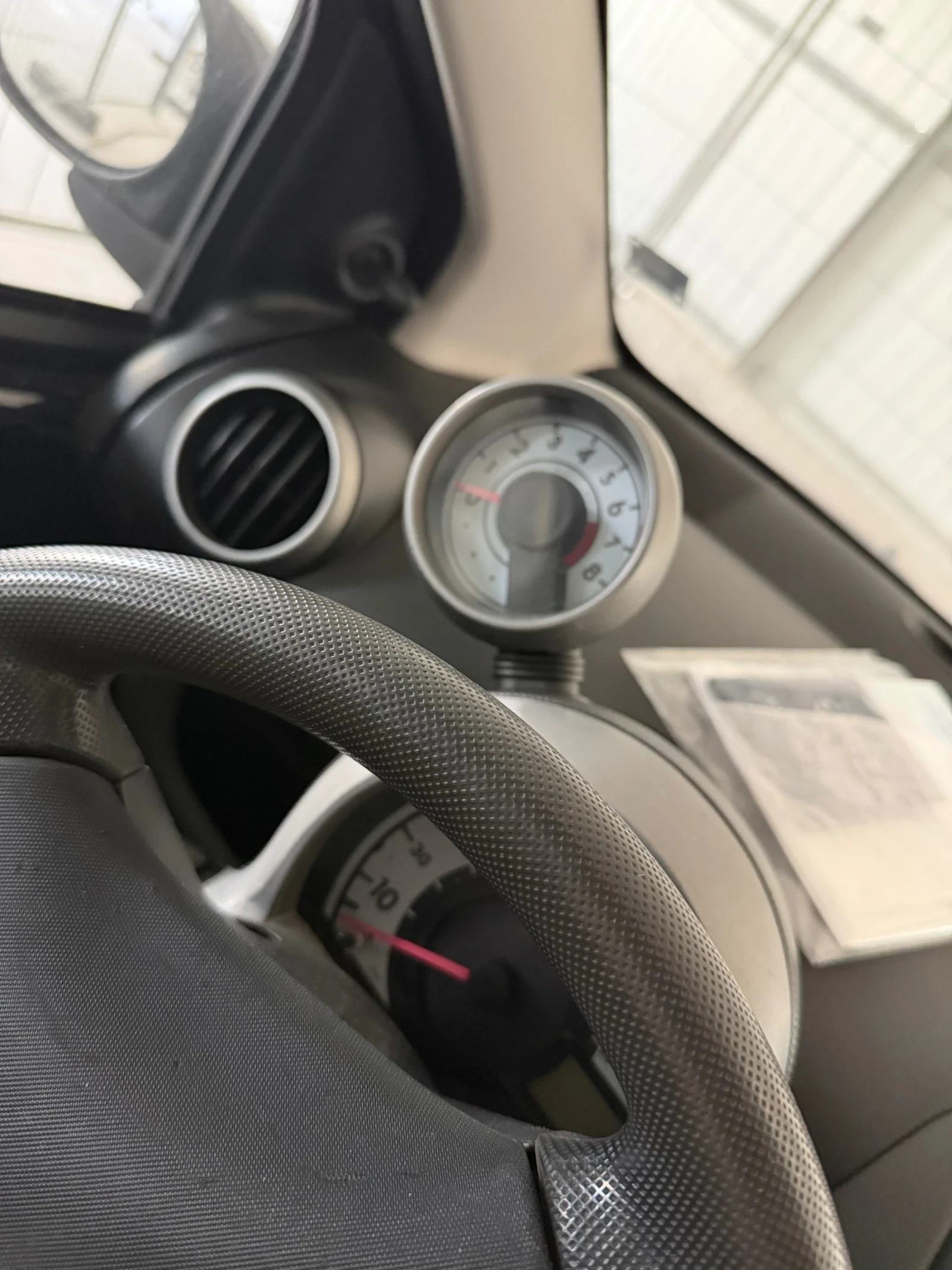 Peugeot 107, снимка 9 - Автомобили и джипове - 54669327