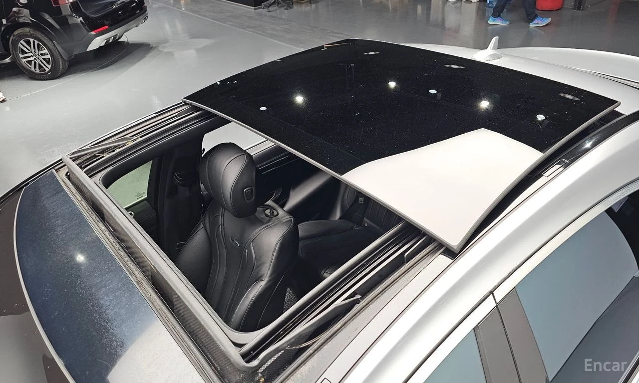 Mercedes-Benz S 63 AMG 4MATIC* BURMESTER* ДИСТРОНИК* ОБДУХВАНЕ* МАСАЖ* , снимка 5 - Автомобили и джипове - 54732846