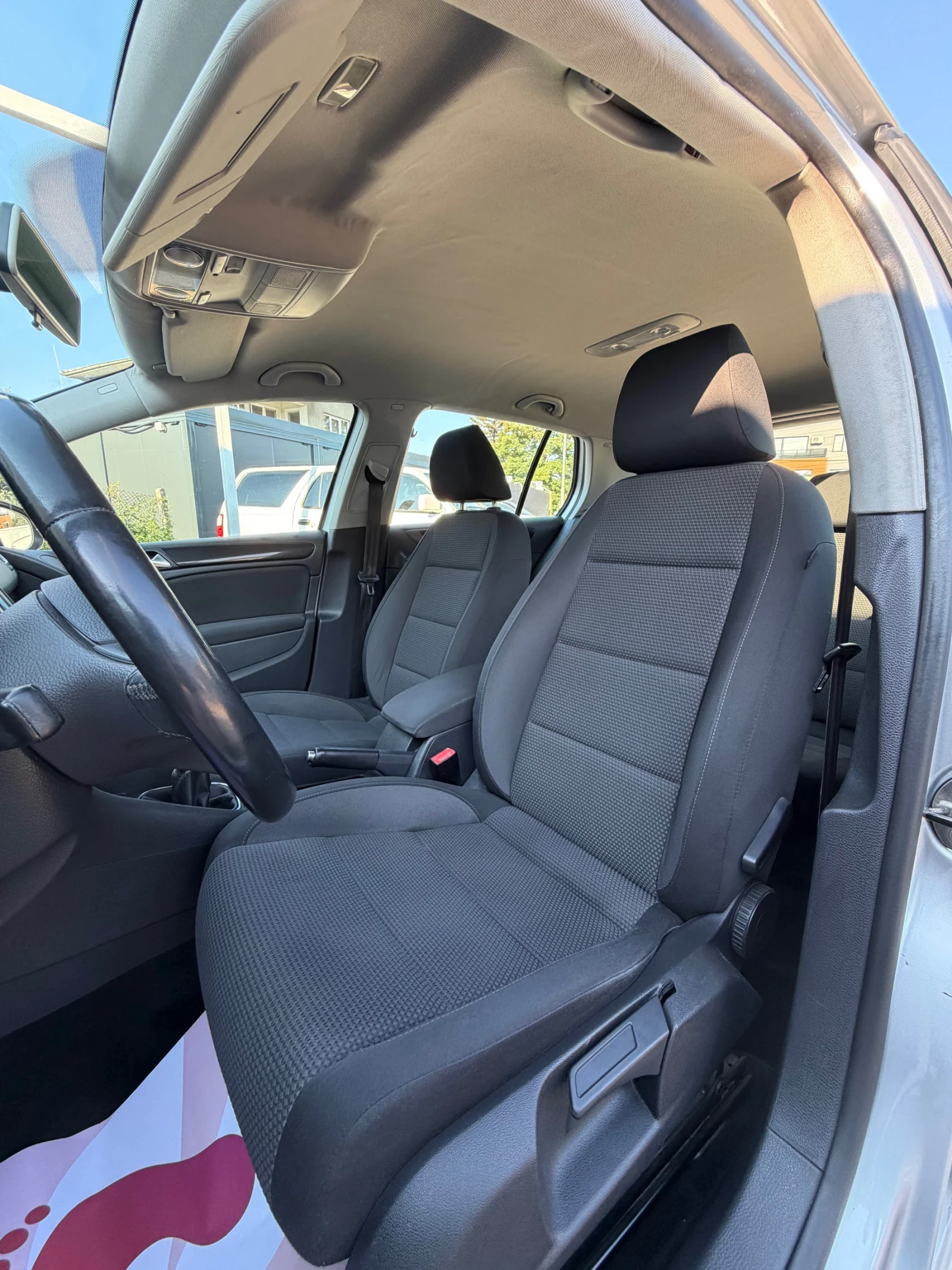 VW Golf 1.4TSI/122hp/Клима/Парктроник/Много запазен, снимка 9 - Автомобили и джипове - 55071845