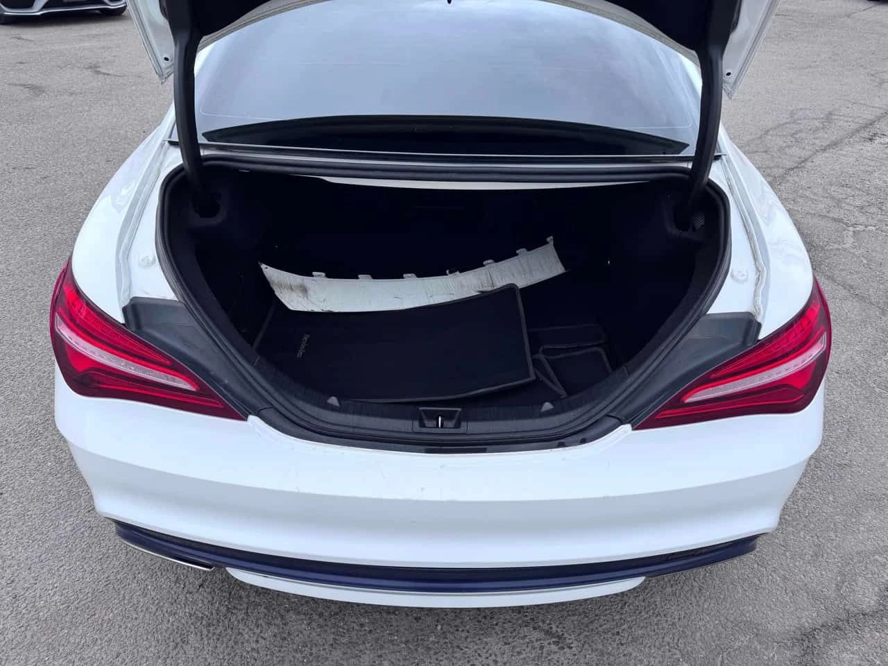 Mercedes-Benz CLA 250 4MATIC/ПОДГРЕВИ/АВТОФИНАНСИРАНЕ, снимка 11 - Автомобили и джипове - 55106108