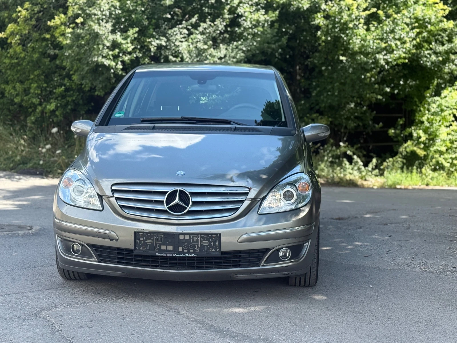 Mercedes-Benz B 180 B180 109k.c., снимка 3 - Автомобили и джипове - 55470158