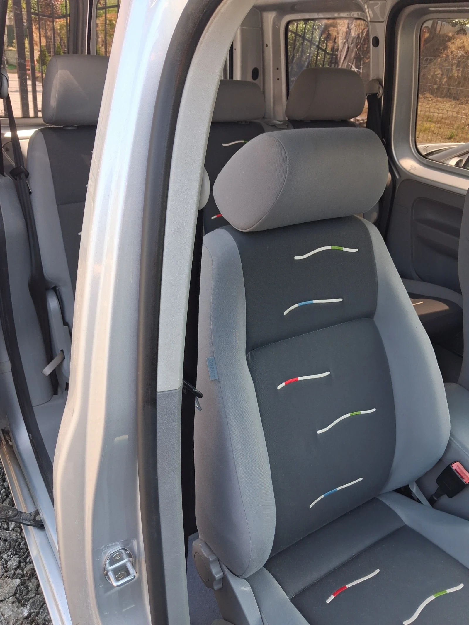 VW Caddy, снимка 14 - Автомобили и джипове - 55448675