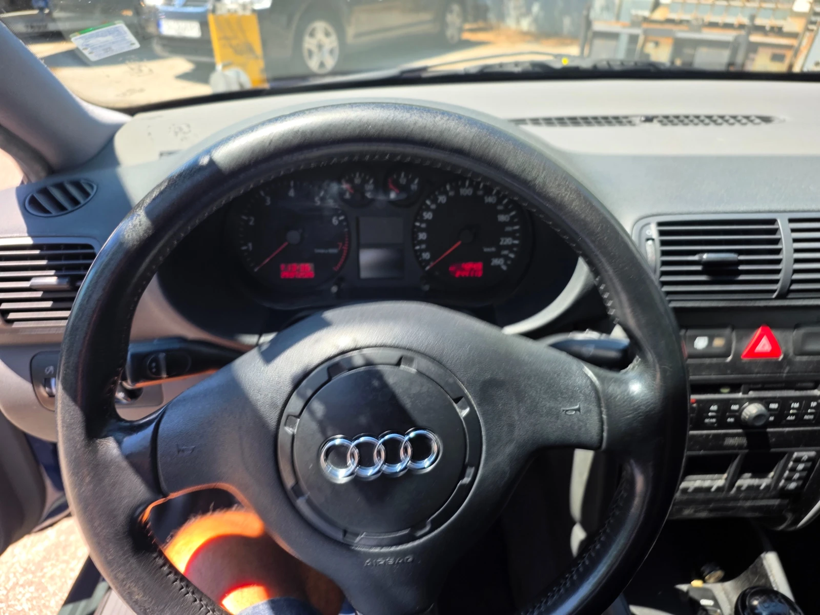 Audi A3 1.8-125kc., снимка 14 - Автомобили и джипове - 55551854
