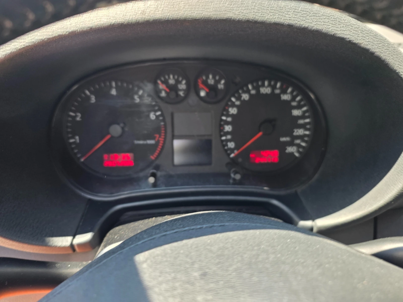 Audi A3 1.8-125kc., снимка 13 - Автомобили и джипове - 55551854