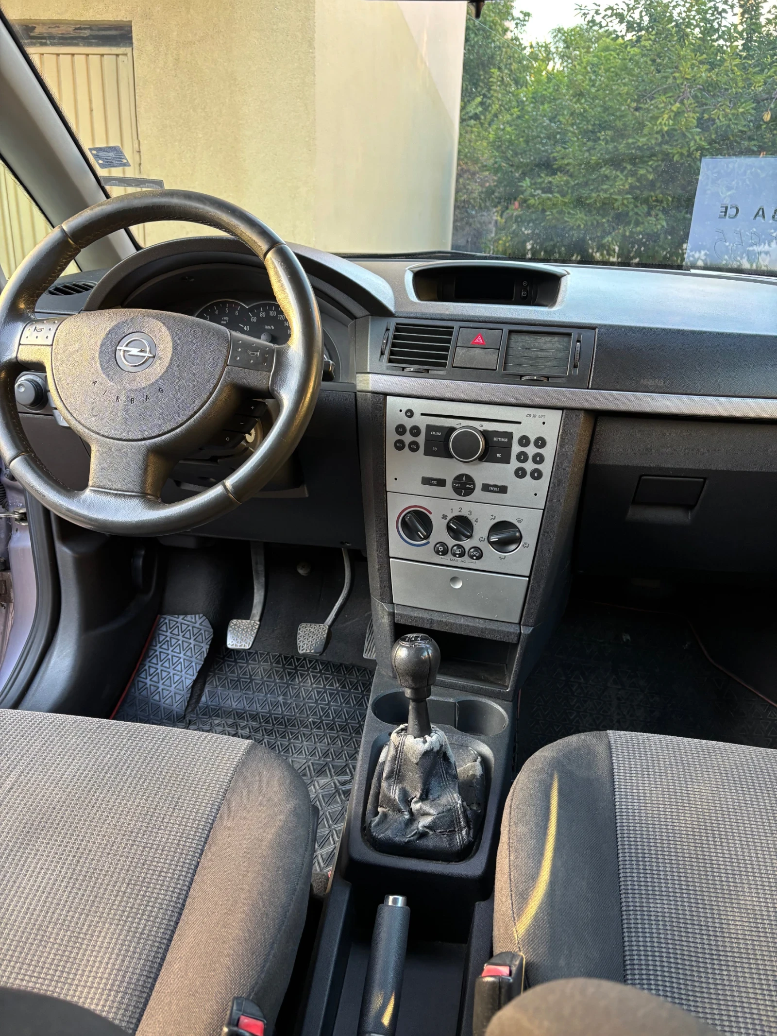 Opel Meriva, снимка 7 - Автомобили и джипове - 55767856