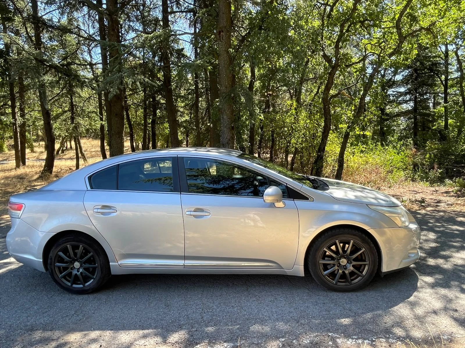 Toyota Avensis, снимка 4 - Автомобили и джипове - 55960683