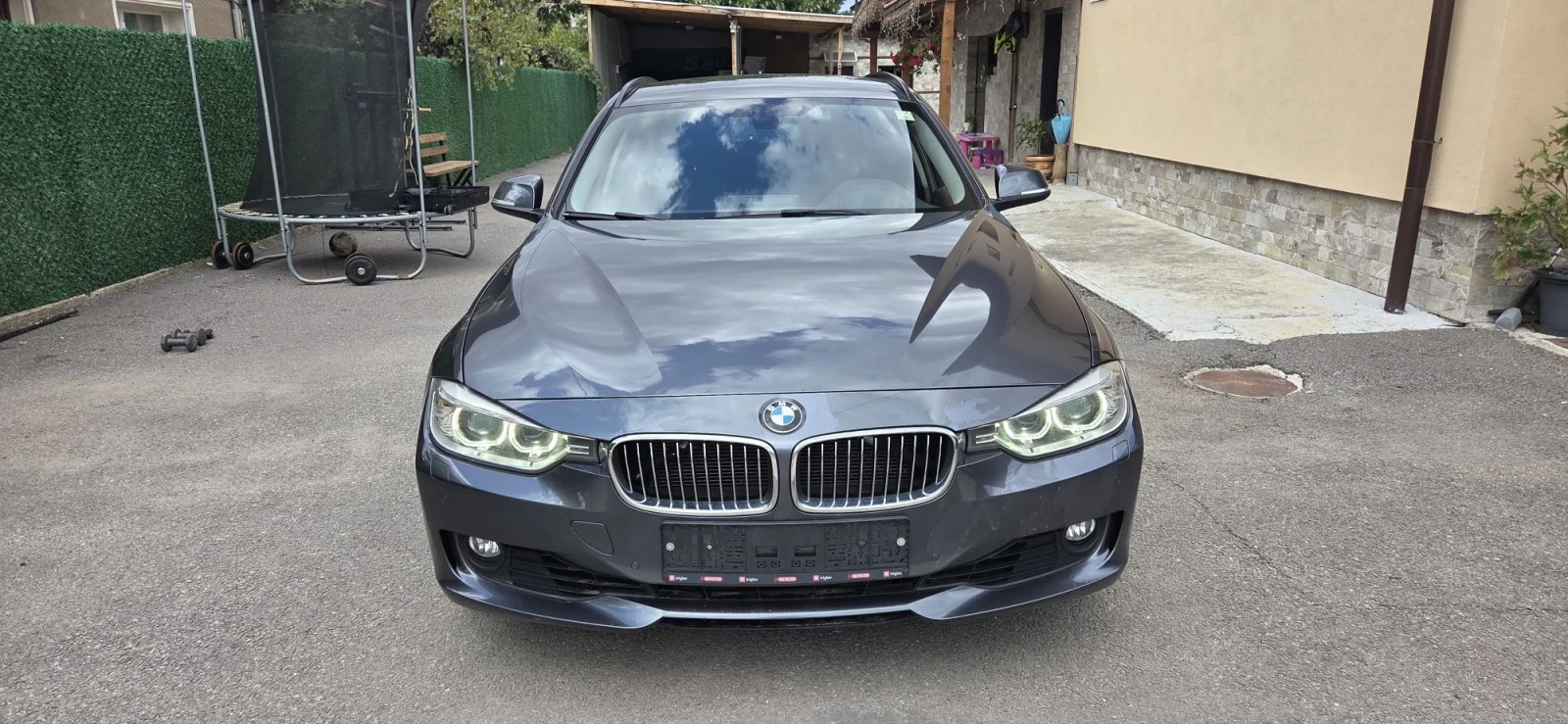 BMW 320, снимка 2 - Автомобили и джипове - 56183297