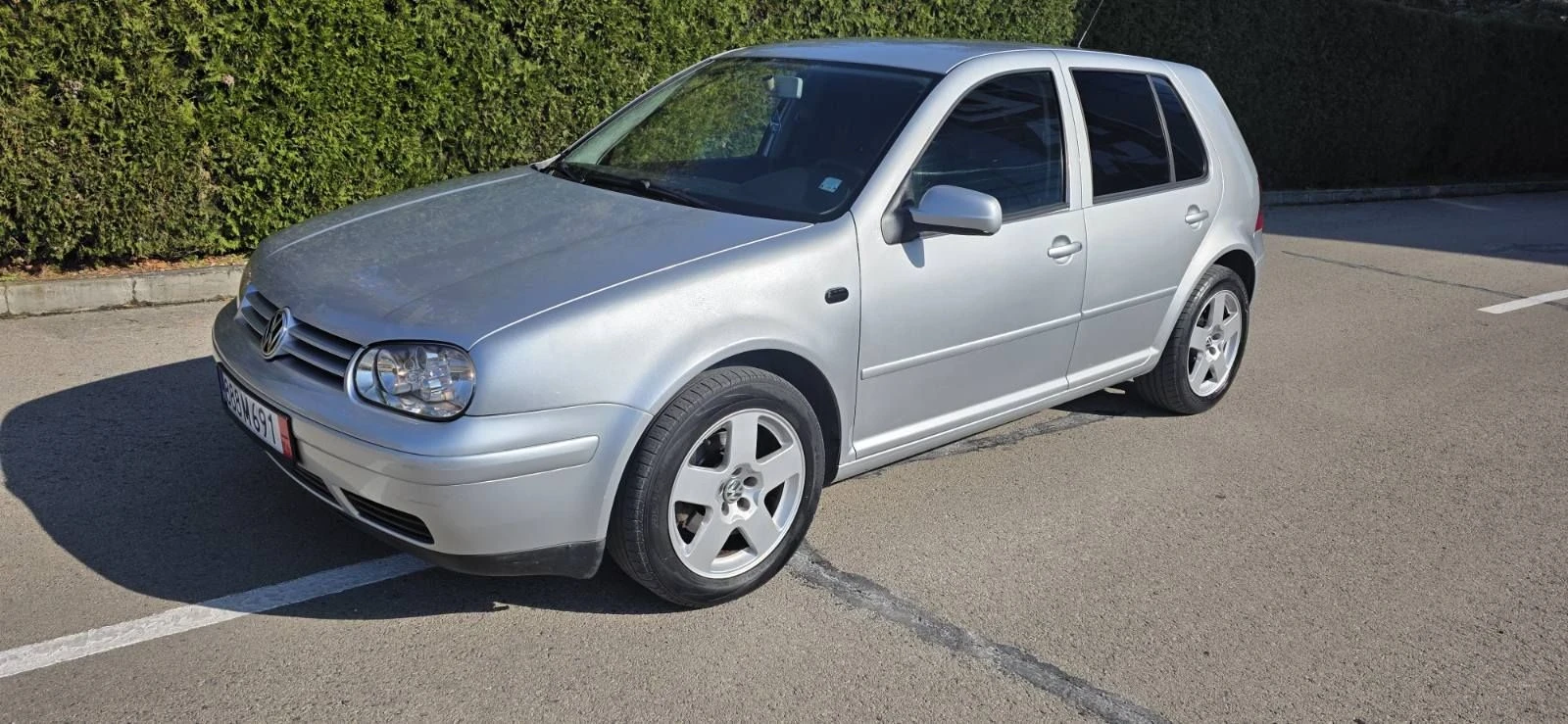 VW Golf Golf 4 2001г 1.9tdi 101k.c, снимка 3 - Автомобили и джипове - 56645344