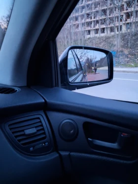 Kia Sportage 2.0 CDRI - 2300 € / 4498.41 лв. - 52608609 7