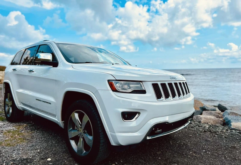 Jeep Grand cherokee 5.7 Hemi, снимка 1 - Автомобили и джипове - 47322835