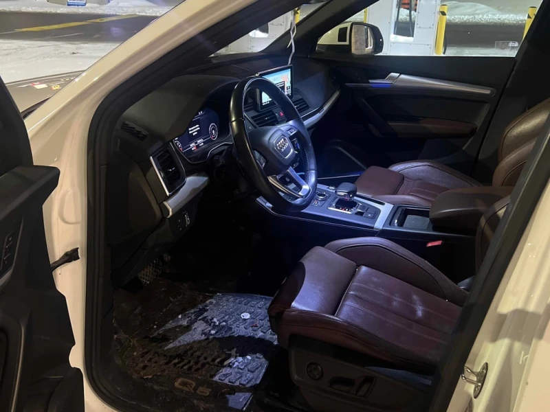 Audi Q5 * Technik * CARFAX * БЕЗ ПЪРВОНАЧАЛНА ВНОСКА, снимка 5 - Автомобили и джипове - 52911724