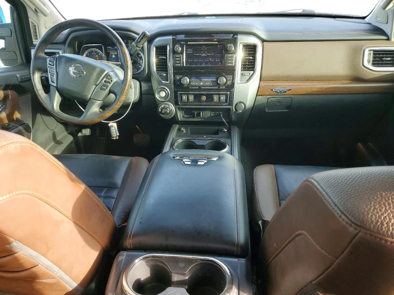 Nissan Titan crew cab 5.0l Titan Xd Sl, снимка 8 - Автомобили и джипове - 53587385