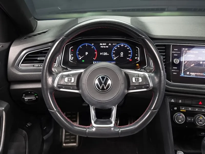 VW T-Roc 20 TDI PRESTIGE, снимка 13 - Автомобили и джипове - 55561578