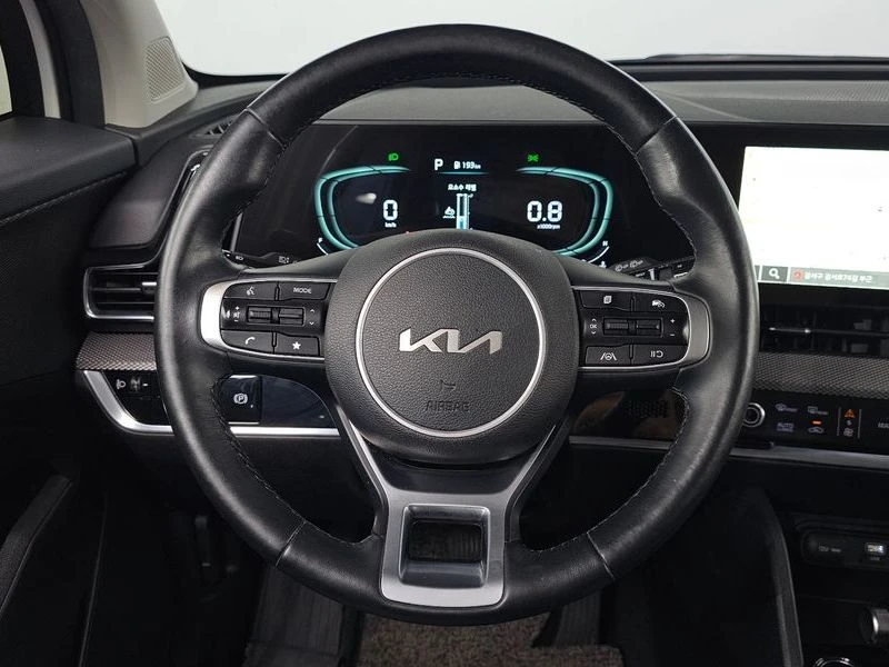 Kia Sportage 2.0 Automatic, снимка 13 - Автомобили и джипове - 55724666