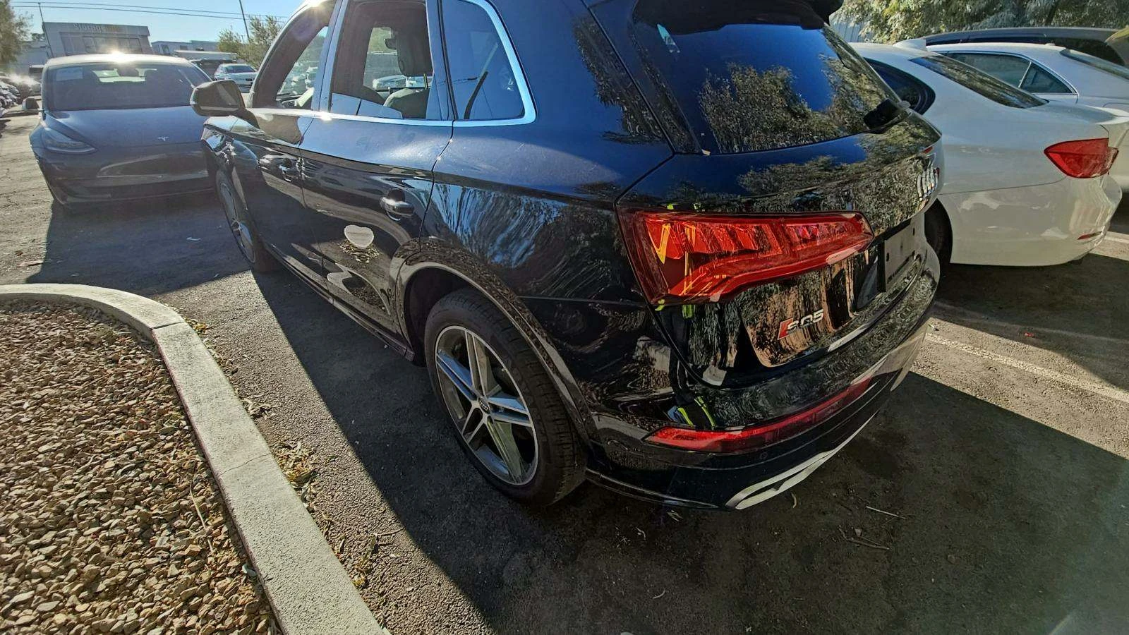 Audi SQ5 Premium Plus* Мatrix* Диг.табло* Подгрев* Панорама - изображение 3