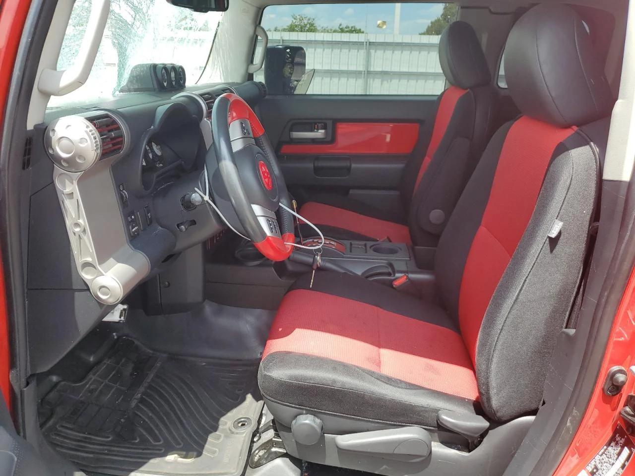 Toyota Fj cruiser 2012 TOYOTA FJ CRUISER - изображение 7