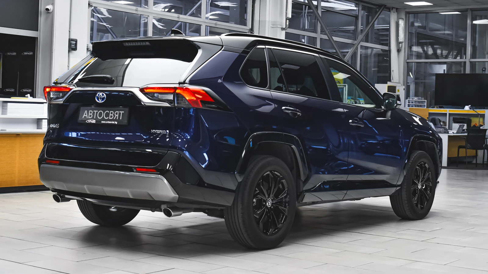Toyota Rav4 2.5 Hybrid Style Automatic - изображение 6