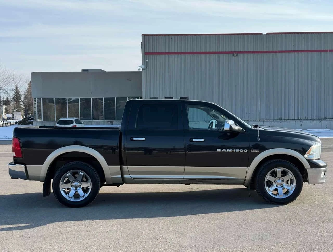 Dodge RAM 1500 * Laramie * ПАНО * ПОДГРЕВИ, снимка 3 - Автомобили и джипове - 54118558