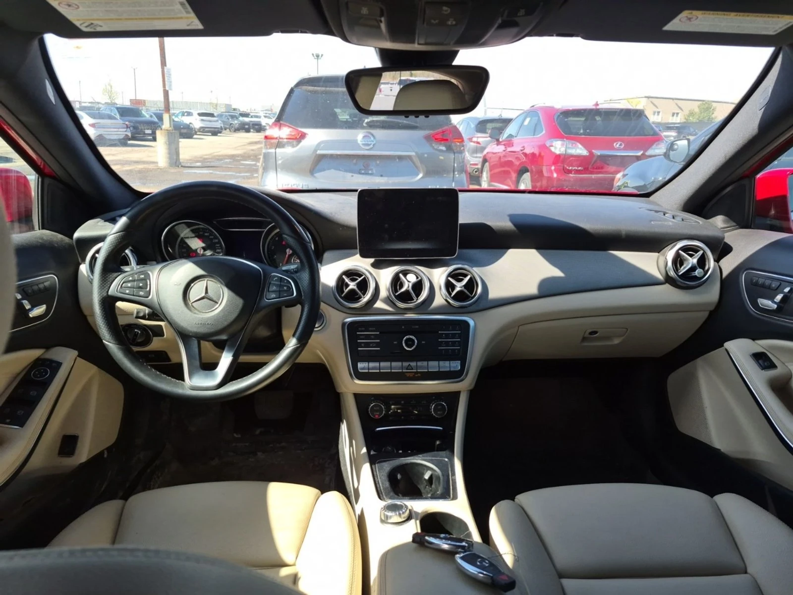 Mercedes-Benz GLA 250 4matic* AвтоКредит * (ЦЕНА ДО БГ), снимка 8 - Автомобили и джипове - 54542218