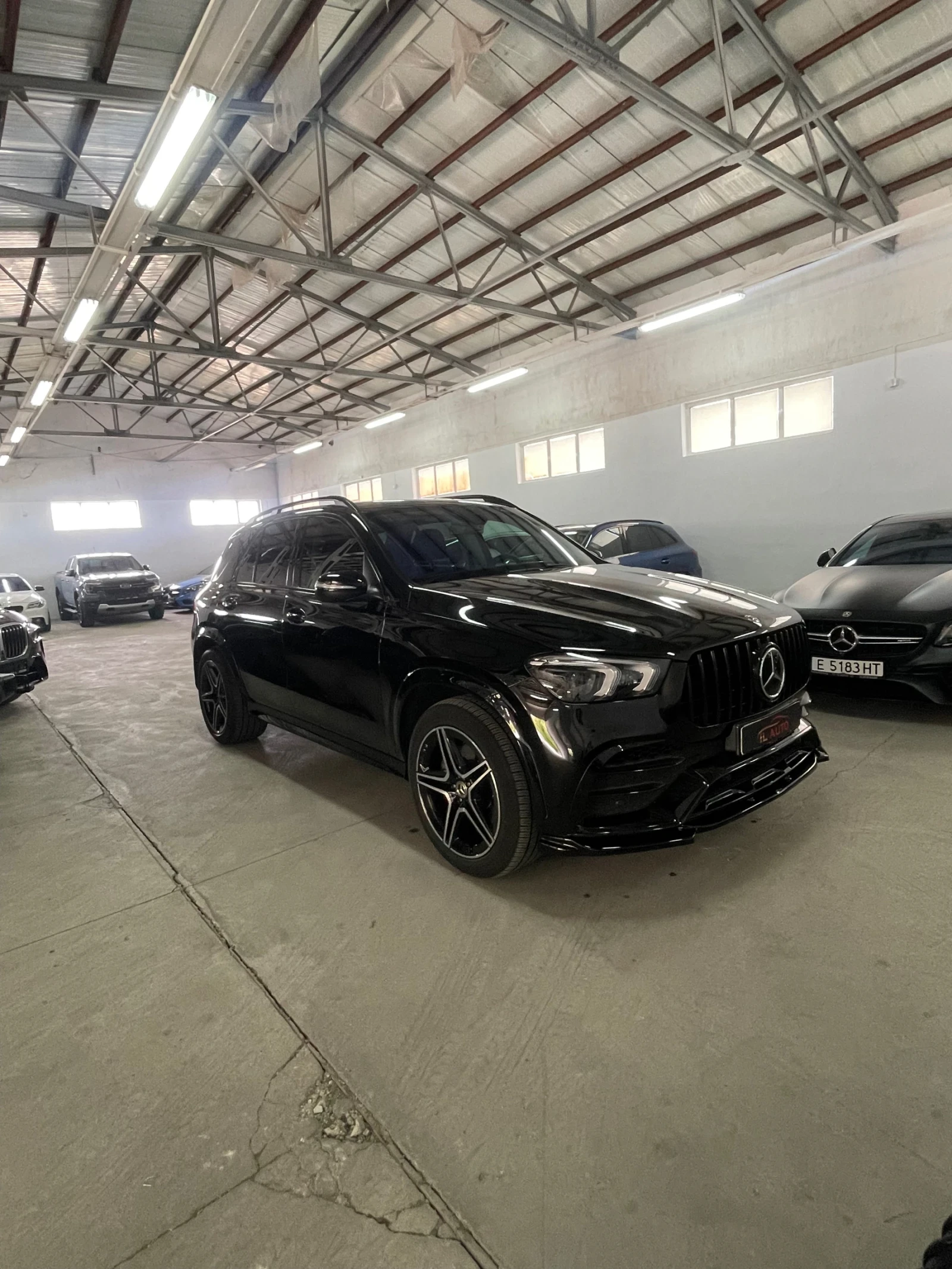 Mercedes-Benz GLE 400 D/AMG/Burm/Обдух/Подгр/камера/теглич/въздух/ЛЕД АД, снимка 2 - Автомобили и джипове - 54575289