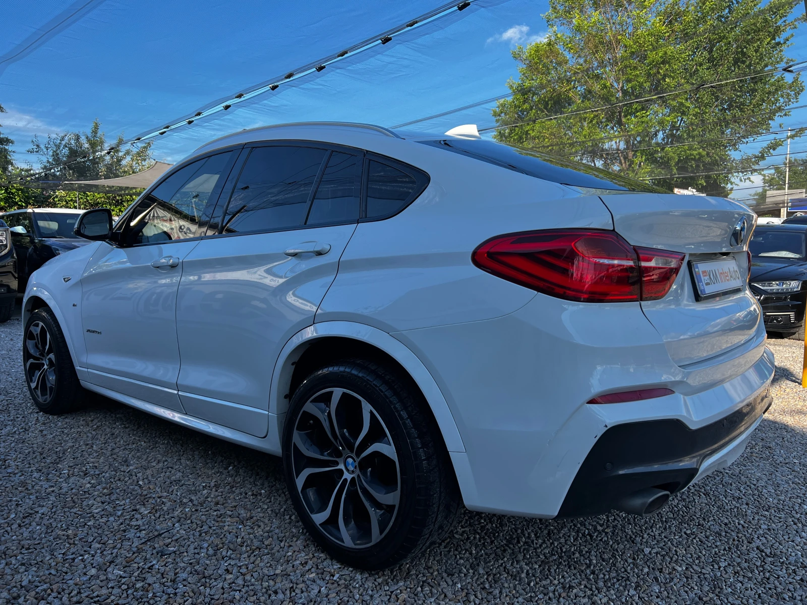 BMW X4 2.0d xDrive/M-пакет/AUT/NAVI/КАМЕРА, снимка 6 - Автомобили и джипове - 54782212