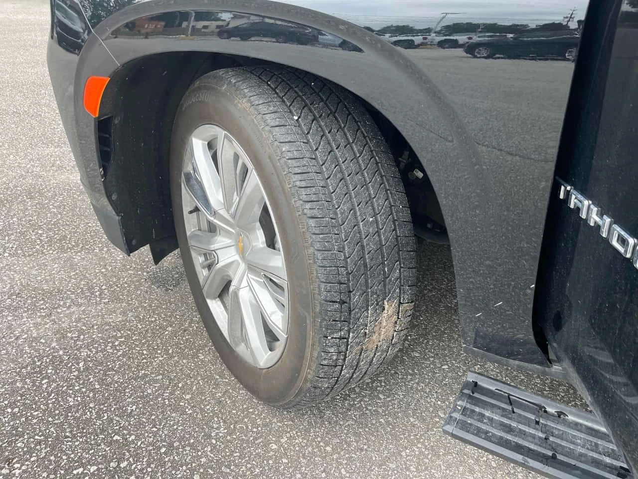 Chevrolet Tahoe High Country | CARFAX | БЕЗ ПЪРВОНАЧАЛНА ВНОСКА, снимка 7 - Автомобили и джипове - 55179820