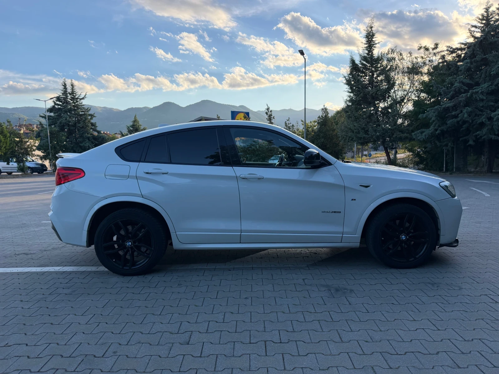 BMW X4, снимка 8 - Автомобили и джипове - 55274471