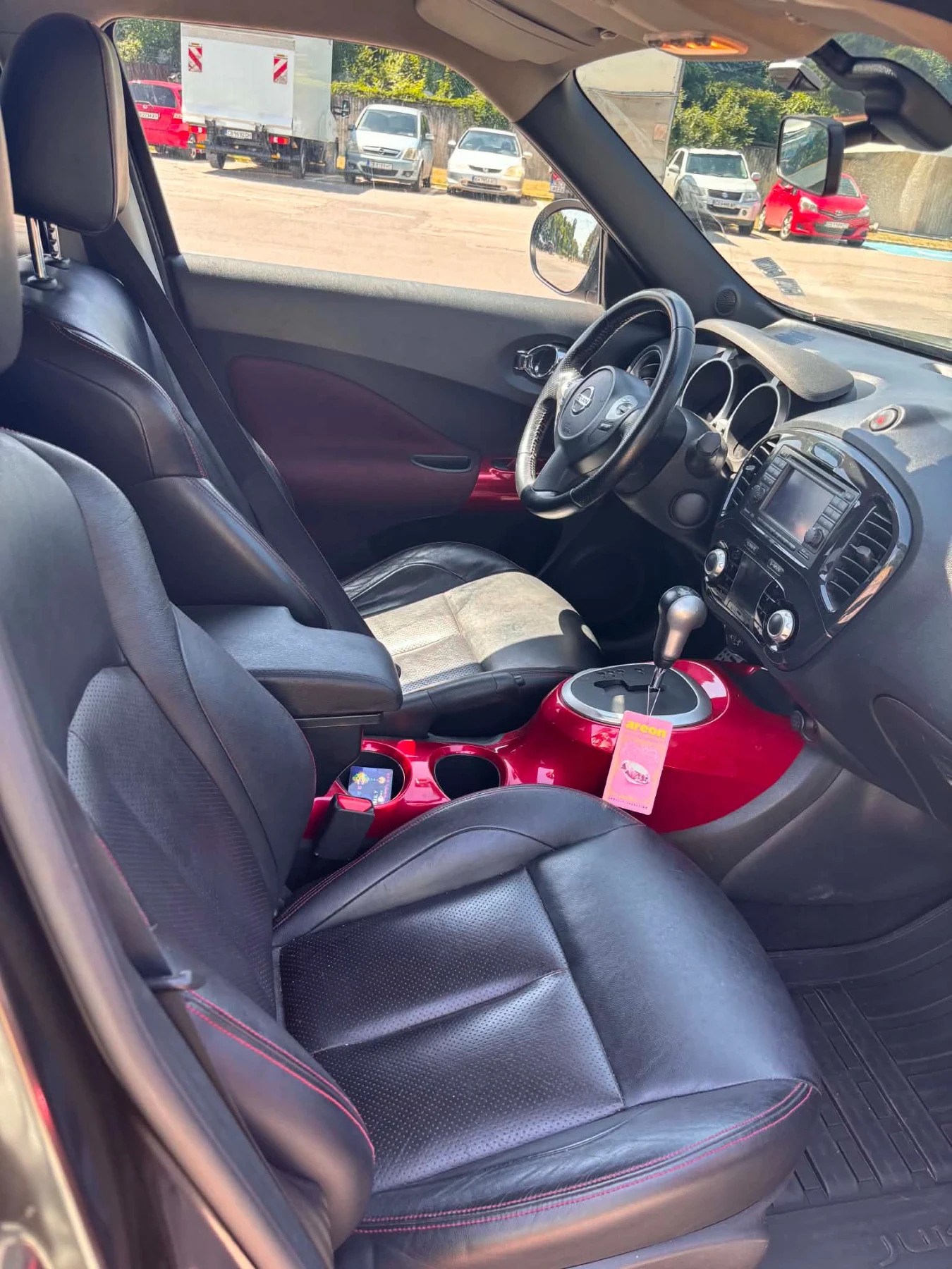Nissan Juke 1.6 Turbo 4х4, снимка 3 - Автомобили и джипове - 55938747