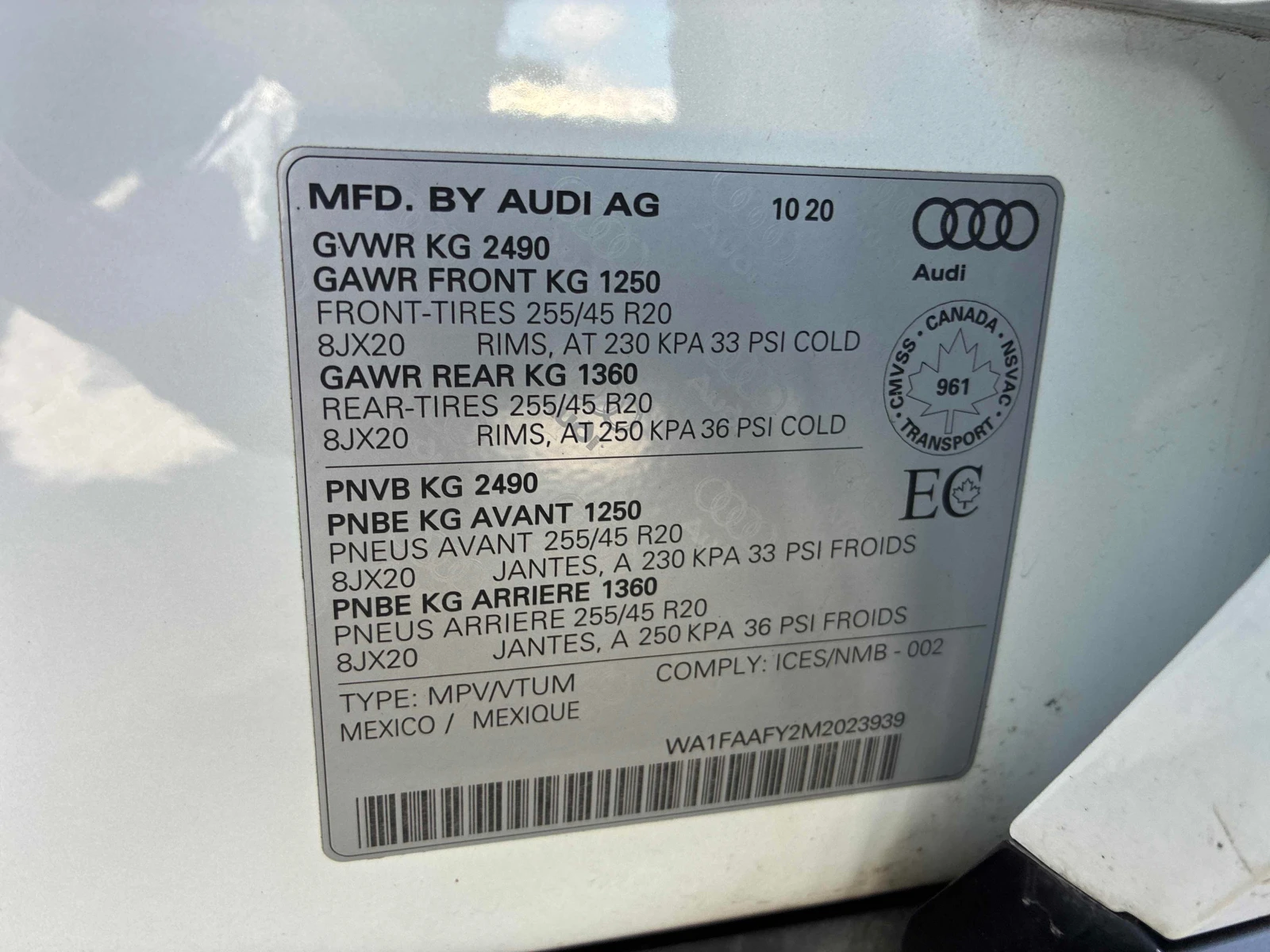 Audi Q5 2.0T * TECHNIK * S LINE * CARFAX * , снимка 9 - Автомобили и джипове - 56120661