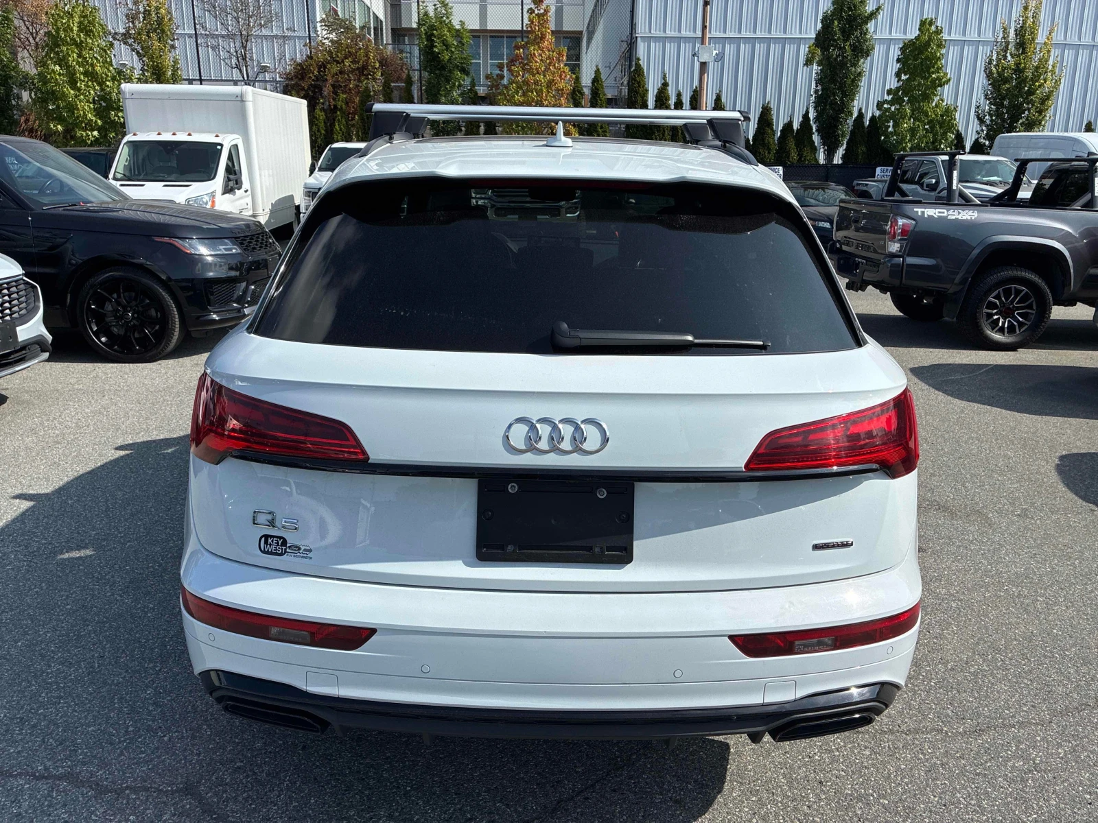 Audi Q5 2.0T * TECHNIK * S LINE * CARFAX * , снимка 4 - Автомобили и джипове - 56120661