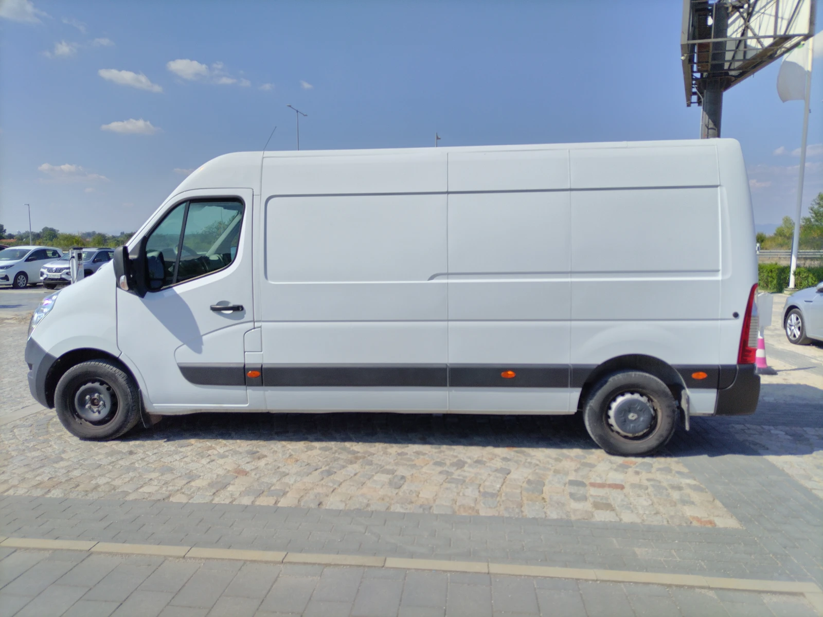 Renault Master L3H2/2.3dCi/130к.с. - изображение 4