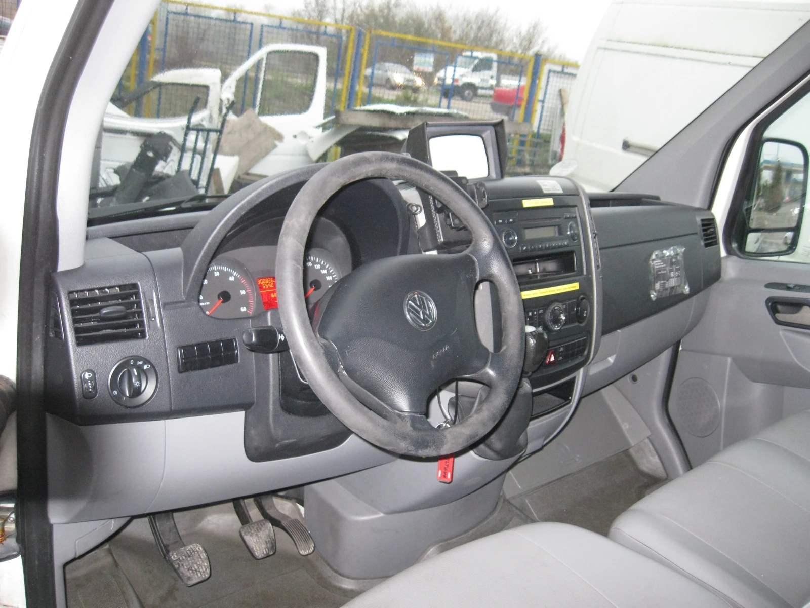 VW Crafter 2, 5 /109 кс. РАМПА - изображение 9