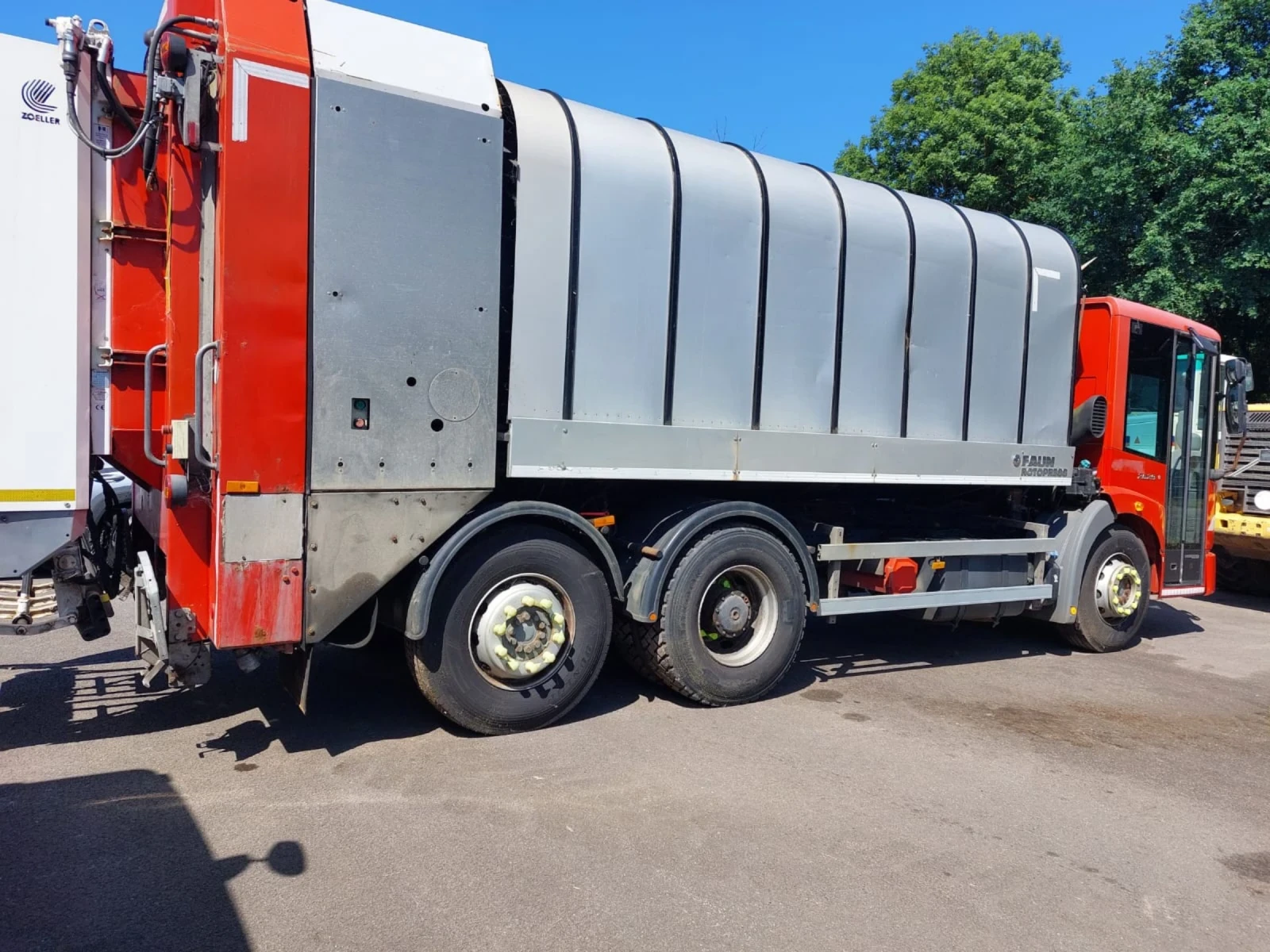 Mercedes-Benz 2629 Три броя камиони за боклук, снимка 8 - Камиони - 54729606