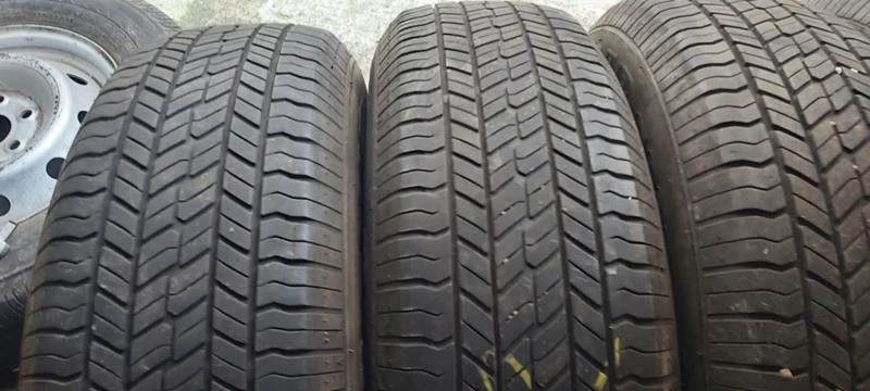 Гуми Всесезонни 215/70R16, снимка 2 - Гуми и джанти - 35148816