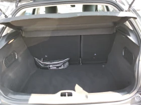 Citroen C4 Cactus 1.2i E6B SHINE, снимка 10