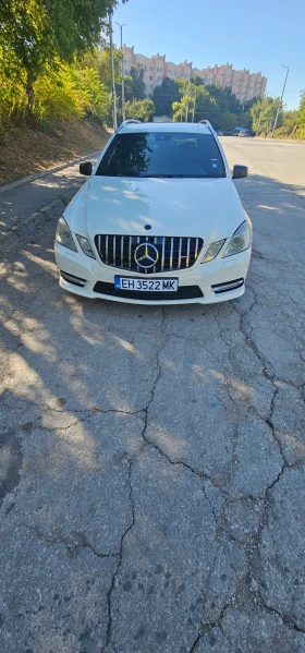 Mercedes-Benz E 250, снимка 1