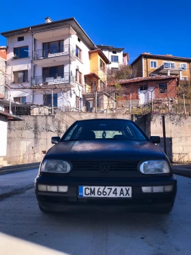 VW Golf 1.6 Газ, снимка 1