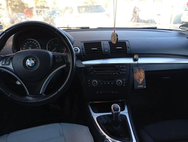 BMW 118, снимка 4 - Автомобили и джипове - 48090348