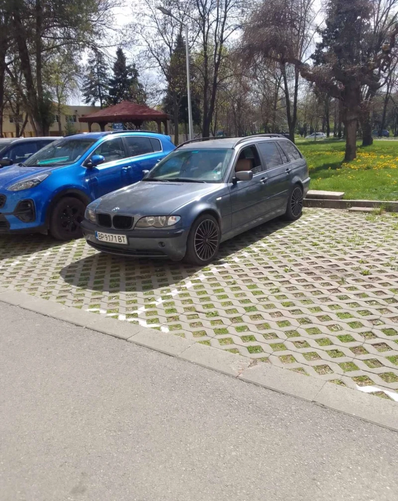 BMW 320, снимка 13 - Автомобили и джипове - 49215586