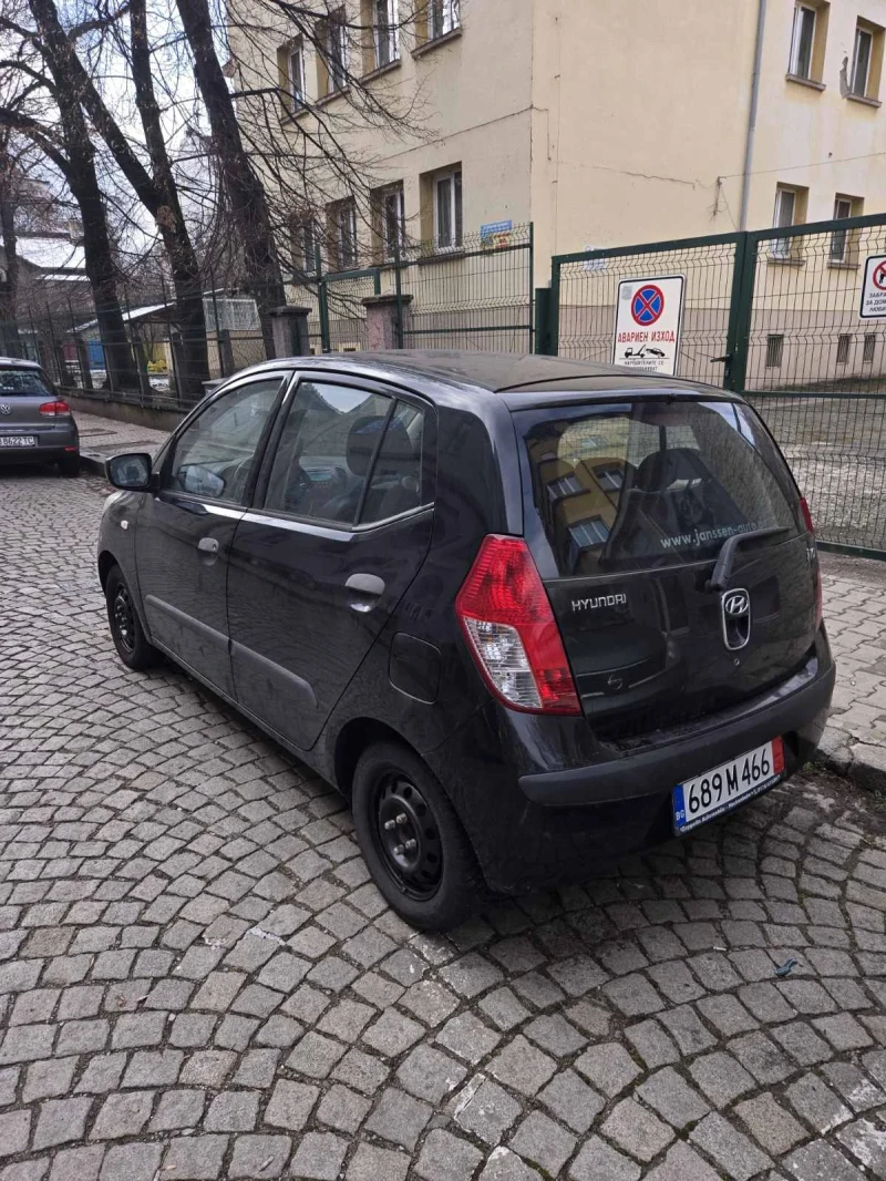 Hyundai I10 1.1 - 4 цилиндъра, снимка 3 - Автомобили и джипове - 48436638