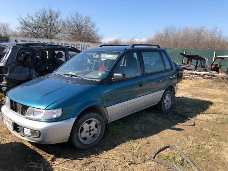 Mitsubishi Space runner, снимка 3 - Автомобили и джипове - 49026679