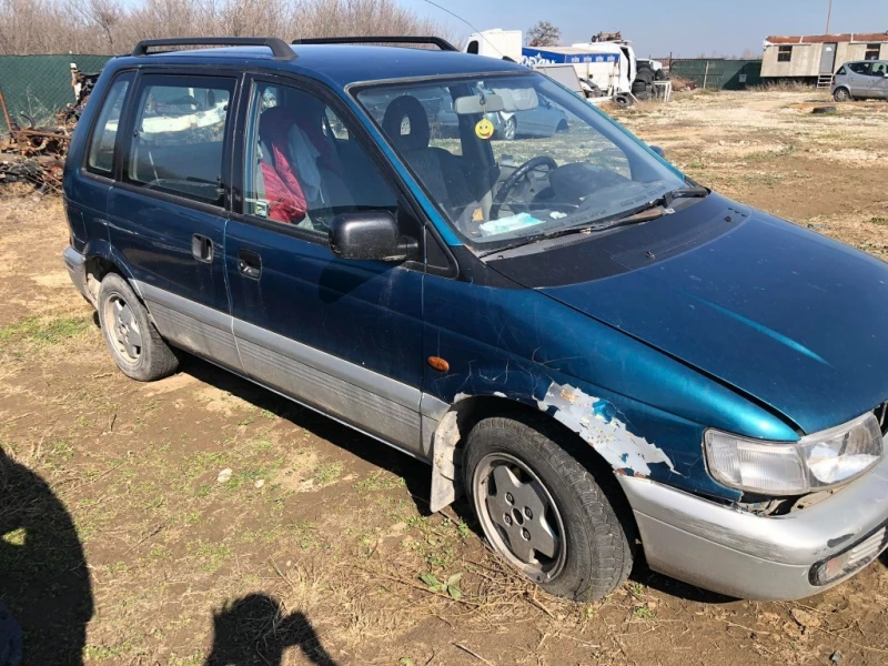 Mitsubishi Space runner, снимка 2 - Автомобили и джипове - 49026679