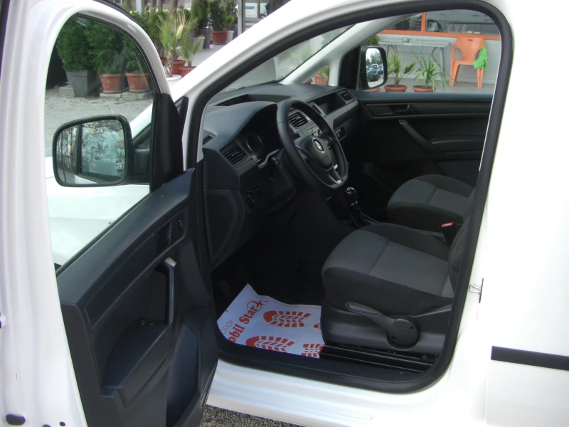 VW Caddy 1.4i CNG MAXI 6ck., снимка 9 - Автомобили и джипове - 50129337